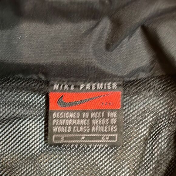 Nike Black and Orange Windbreaker with Reflective Accents Vintage Mens Sz S-L - Picture 3 of 8